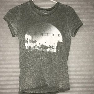 Women’s American Eagle Venice CA tee